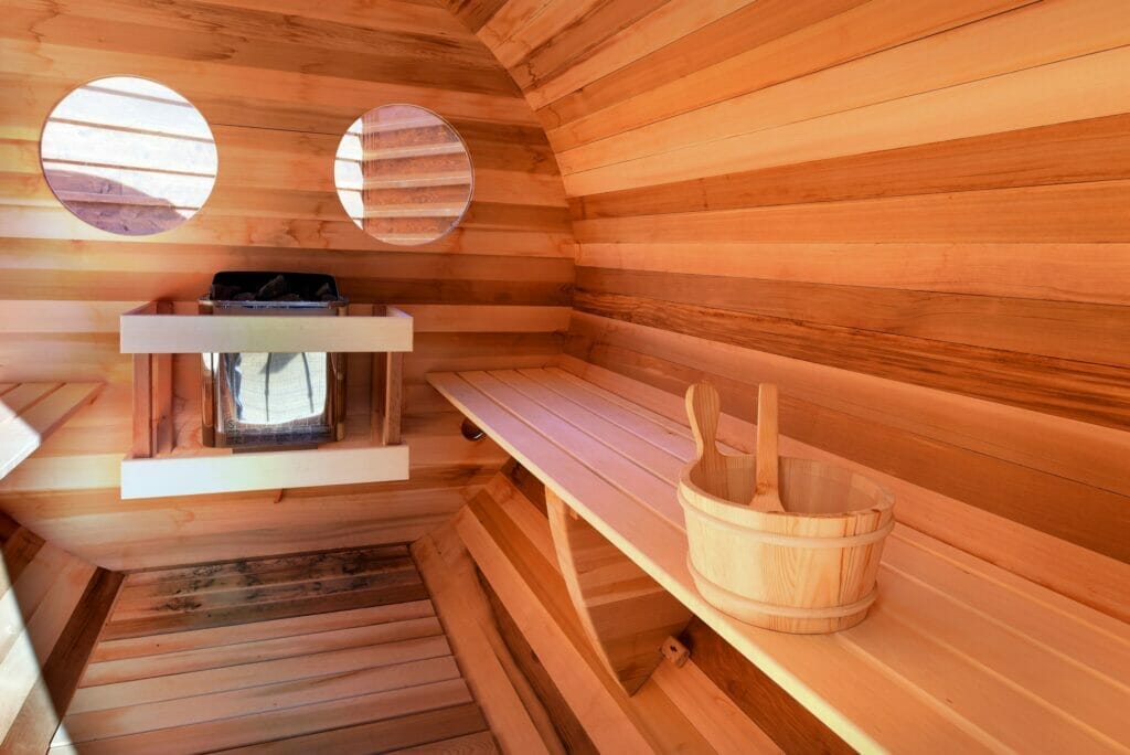 Wellness centrum s drevenou saunou v hoteli Lesana Stará Lesná.
